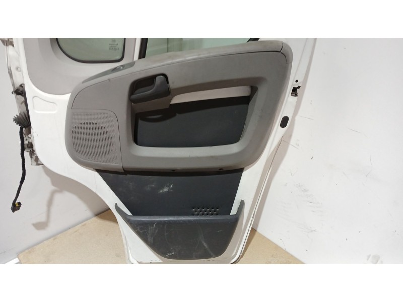 Recambio de puerta delantera derecha para citroën jumper ii autobús 2.2 hdi 120 referencia OEM IAM   