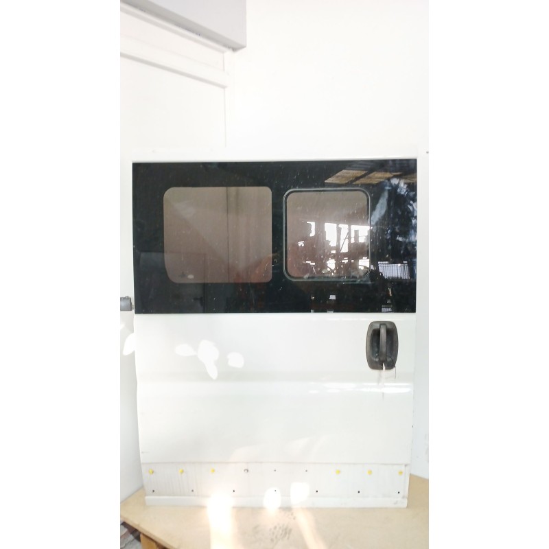 Recambio de puerta lateral corredera derecha para citroën jumper ii autobús 2.2 hdi 120 referencia OEM IAM   