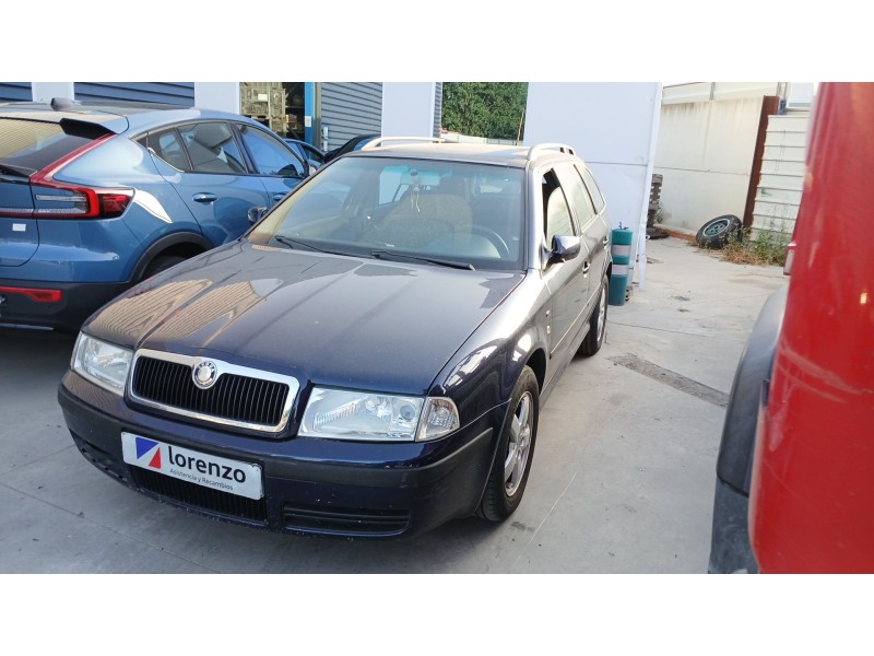 skoda octavia i combi (1u5) del año 2002