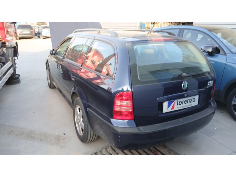 skoda octavia i combi (1u5) del año 2002