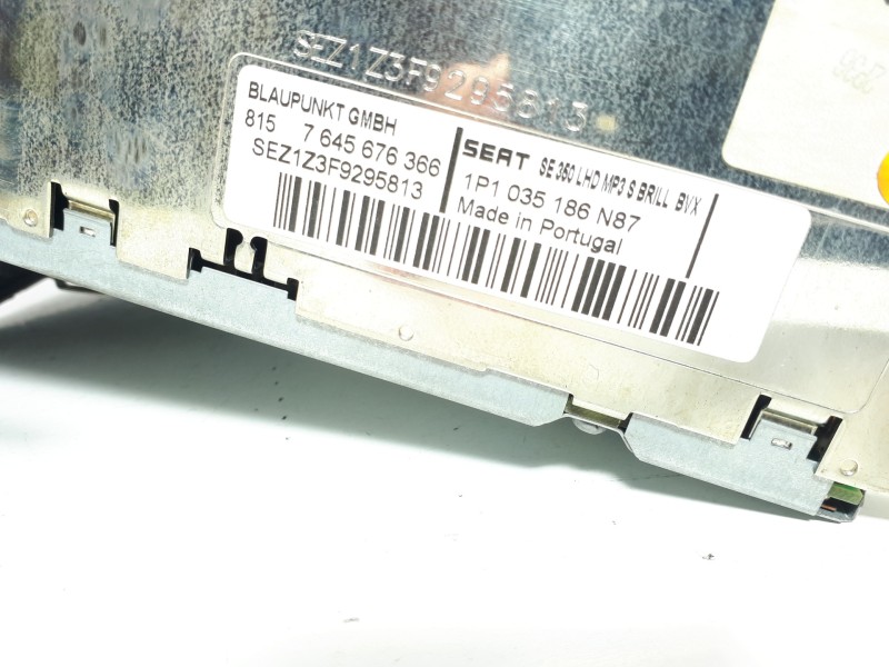 Recambio de sistema audio / radio cd para seat leon (1p1) comfort limited referencia OEM IAM 1P1035186N87 SEZ1Z3F9295814 
