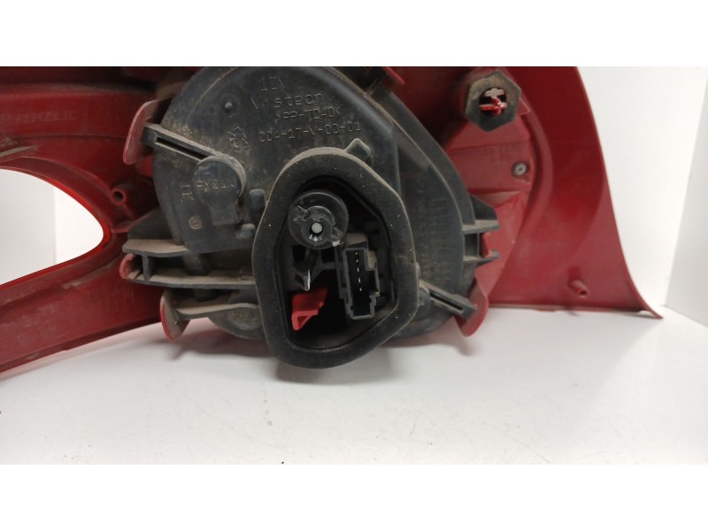 Recambio de piloto trasero derecho para peugeot 208 i (ca_, cc_) 1.6 hdi referencia OEM IAM 9672628380  