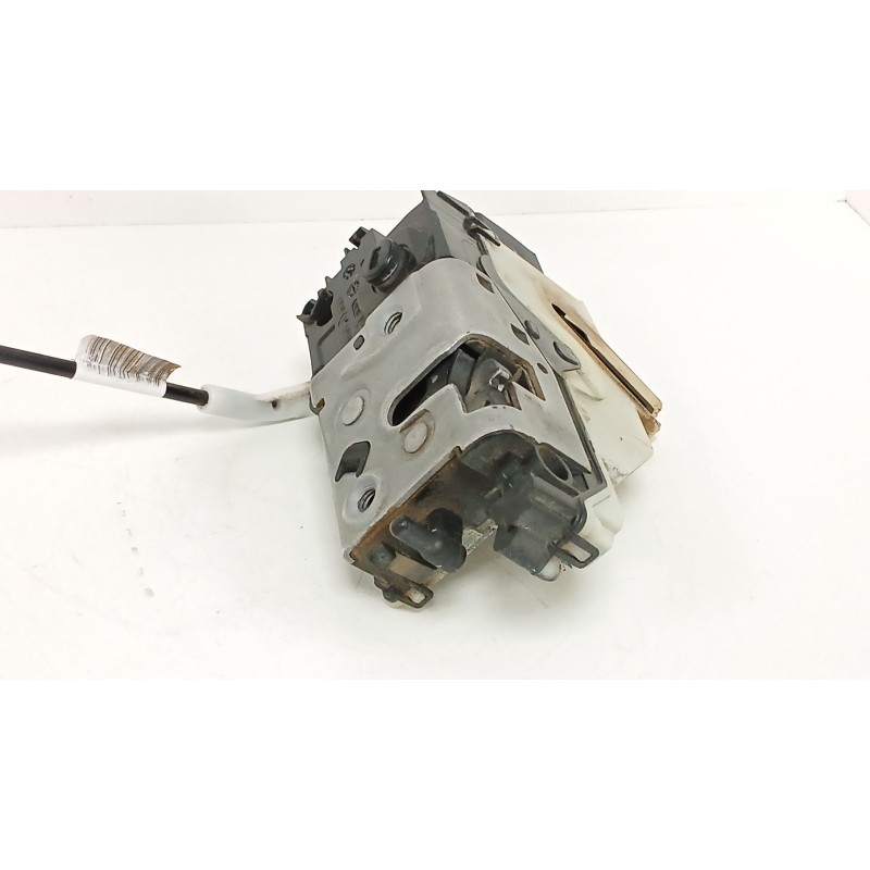 Recambio de cerradura puerta delantera derecha para peugeot 208 i (ca_, cc_) 1.6 hdi referencia OEM IAM 9812500780  