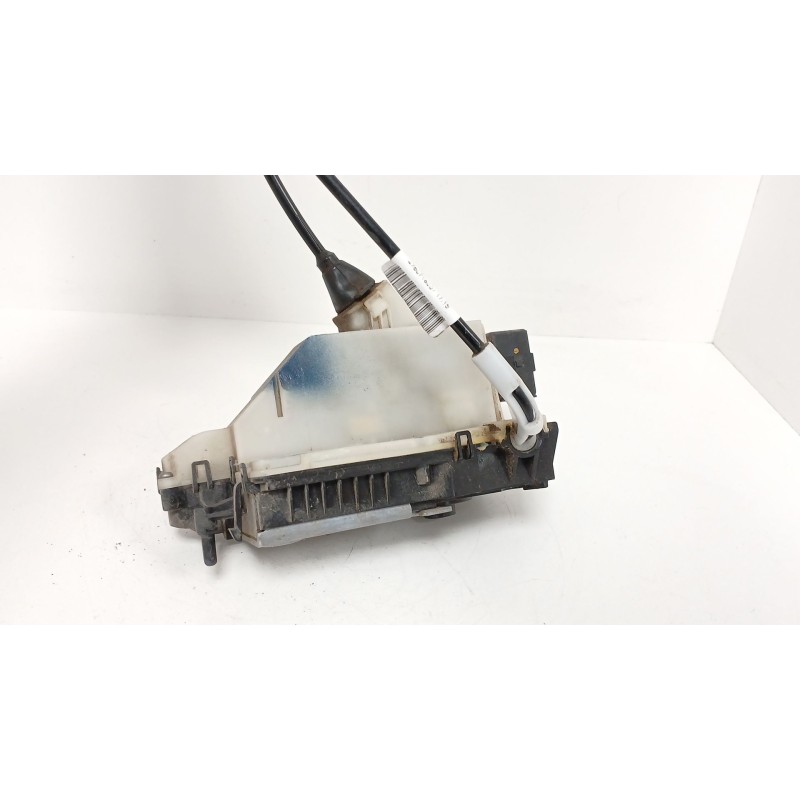 Recambio de cerradura puerta trasera derecha para peugeot 208 i (ca_, cc_) 1.6 hdi referencia OEM IAM 9812501180  