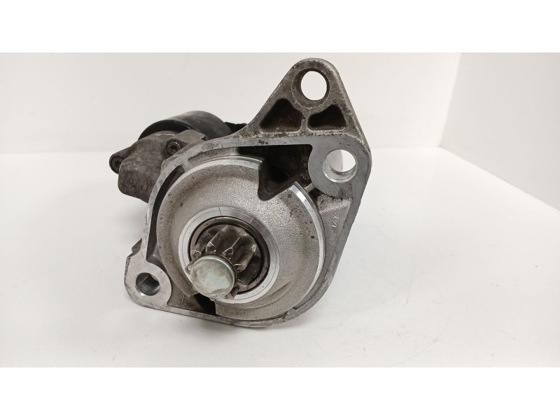 Recambio de motor arranque para volkswagen golf iv (1j1) 1.6 16v referencia OEM IAM 0001120402  020911023T