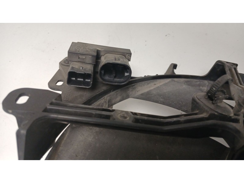 Recambio de electroventilador para peugeot 208 i (ca_, cc_) 1.6 hdi referencia OEM IAM 9801666680  
