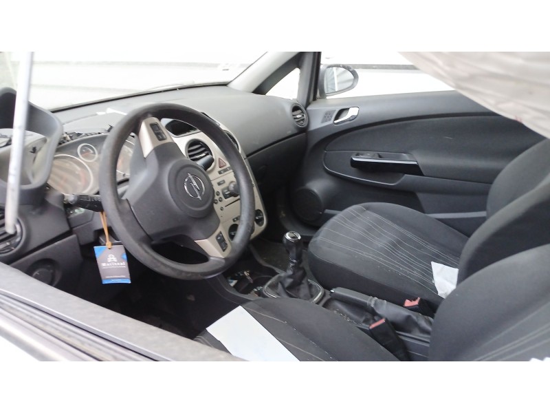 opel corsa d (s07) del año 2007