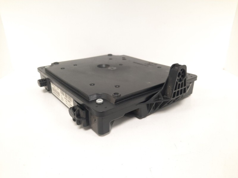 Recambio de modulo electronico para renault megane iii berlina 5 p dynamique referencia OEM IAM 284B13640R BCMX95 S180098201