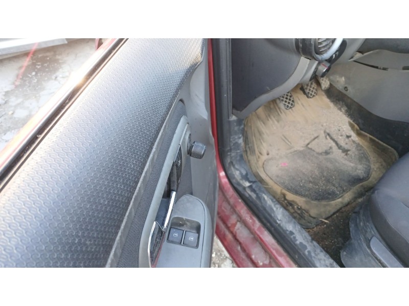 Recambio de retrovisor izquierdo para seat ibiza iii (6l1) 1.9 tdi referencia OEM IAM   