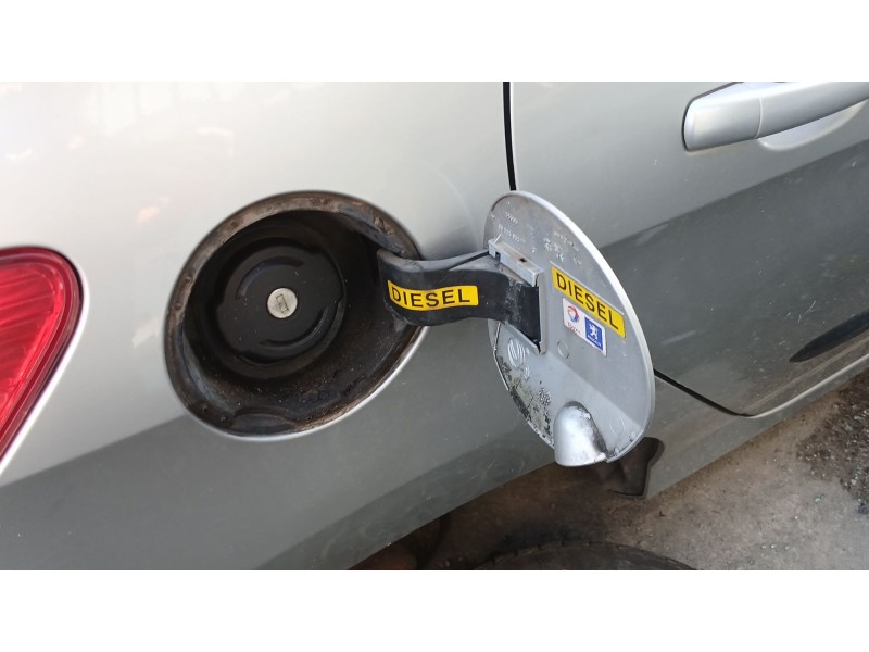 Recambio de tapa exterior combustible para peugeot 308 i (4a_, 4c_) 1.6 hdi referencia OEM IAM   