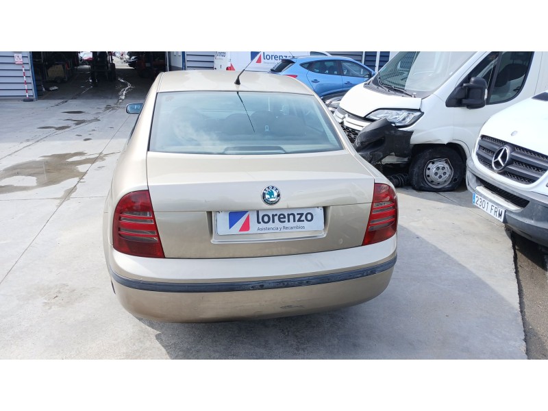 skoda superb i (3u4) del año 2005