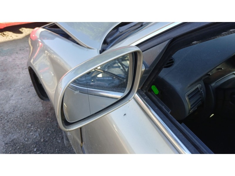 Recambio de retrovisor izquierdo para skoda superb i (3u4) 1.9 tdi referencia OEM IAM   