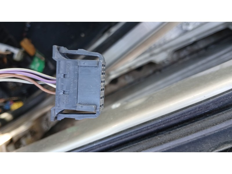 Recambio de retrovisor izquierdo para skoda superb i (3u4) 1.9 tdi referencia OEM IAM   