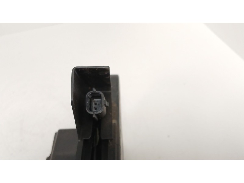 Recambio de cerradura puerta delantera derecha para dacia sandero ii 1.5 dci referencia OEM IAM 805026816RF  