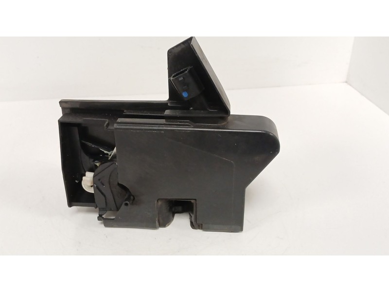 Recambio de cerradura puerta trasera derecha para dacia sandero ii 1.5 dci referencia OEM IAM 825022281R  