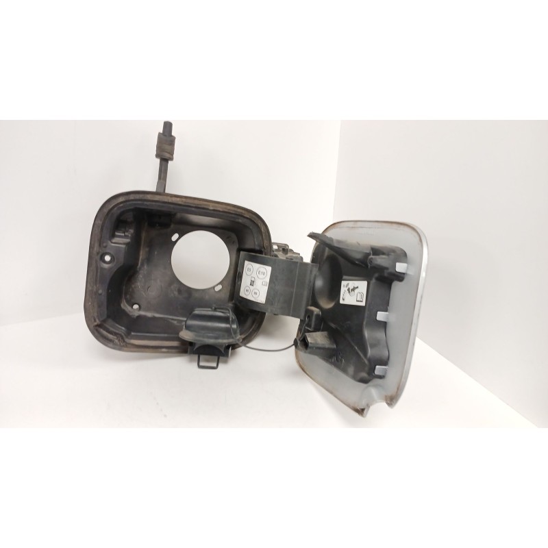Recambio de tapa exterior combustible para renault captur i (j5_, h5_) 0.9 tce 90 referencia OEM IAM   