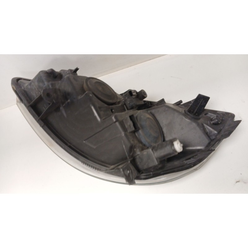 Recambio de faro derecho para renault grand scénic ii (jm0/1_) 1.5 dci (jm1e) referencia OEM IAM 15810400RE  
