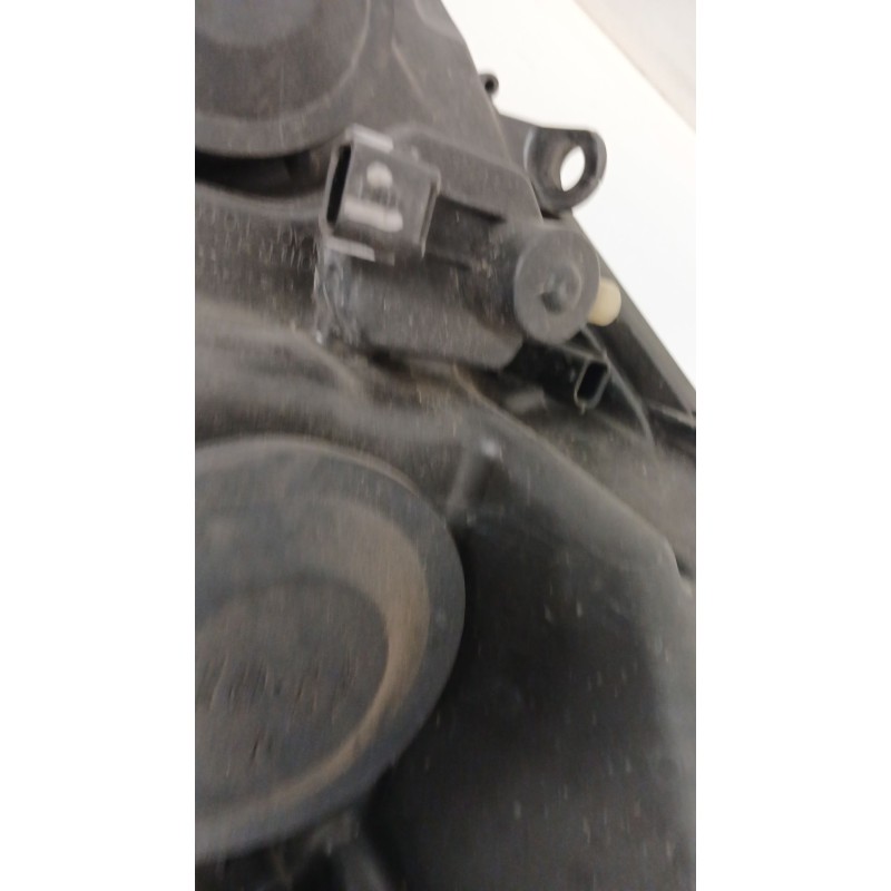 Recambio de faro derecho para renault grand scénic ii (jm0/1_) 1.5 dci (jm1e) referencia OEM IAM 15810400RE  