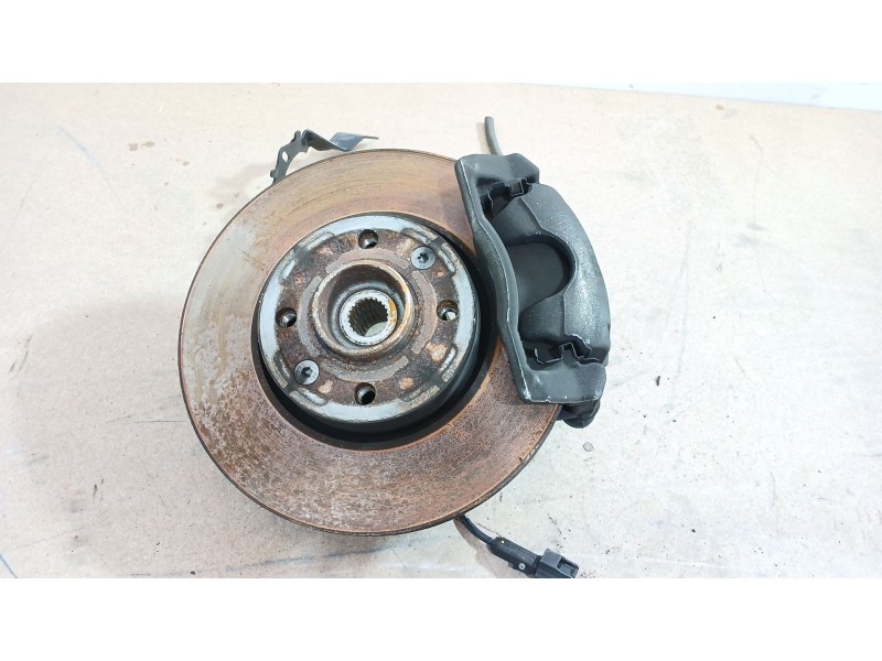 Recambio de mangueta delantera derecha para renault captur i (j5_, h5_) 0.9 tce 90 referencia OEM IAM   