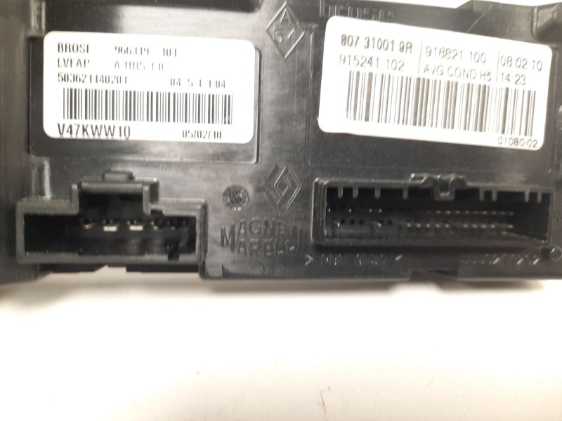 Recambio de motor elevalunas delantero izquierdo para renault megane iii berlina 5 p dynamique referencia OEM IAM 807310019R  