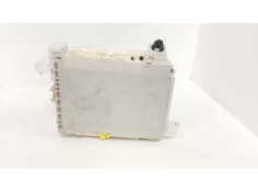 Recambio de caja reles / fusibles para toyota yaris (_p13_) 1.3 (nsp130_) referencia OEM IAM 8273052K40