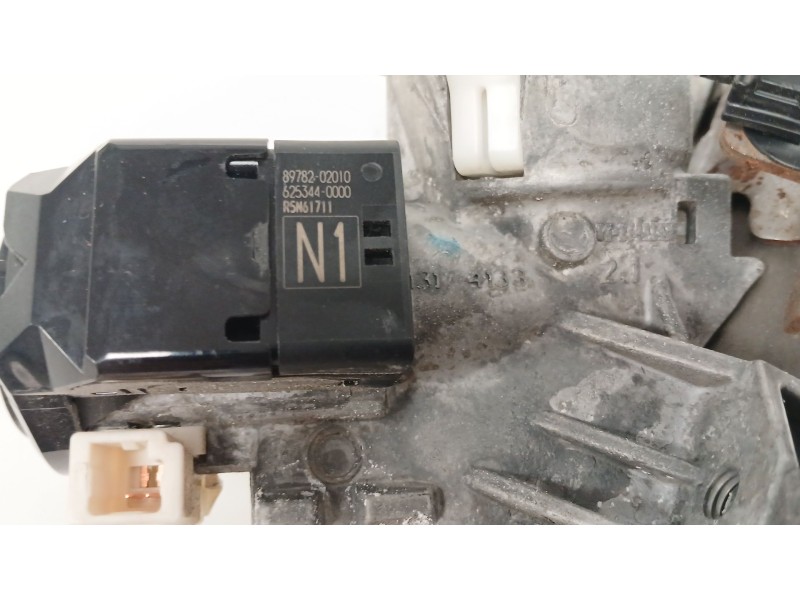 Recambio de conmutador de arranque para toyota yaris (_p13_) 1.3 (nsp130_) referencia OEM IAM 8978202010 R5N61711 6253440000