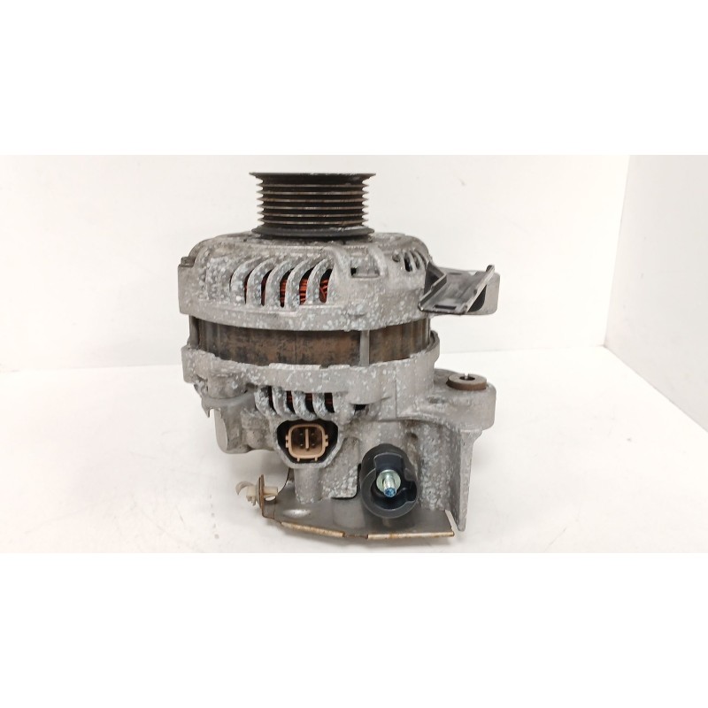 Recambio de alternador para honda civic viii hatchback (fn, fk) 1.8 (fn1, fk2) referencia OEM IAM A2TC1391ZE  AHGA67