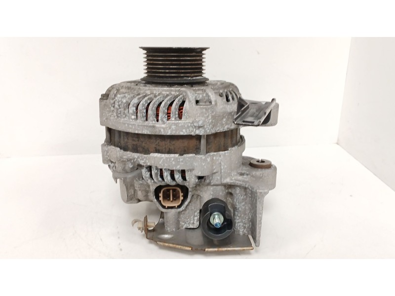 Recambio de alternador para honda civic viii hatchback (fn, fk) 1.8 (fn1, fk2) referencia OEM IAM A2TC1391ZE  AHGA67
