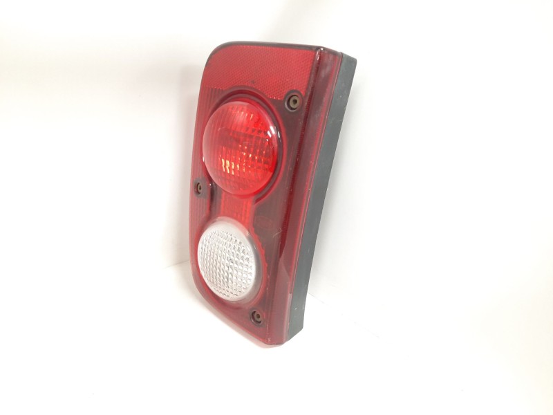 Recambio de piloto trasero derecho para land rover freelander (ln) 2.0 td4 cat referencia OEM IAM  24333 