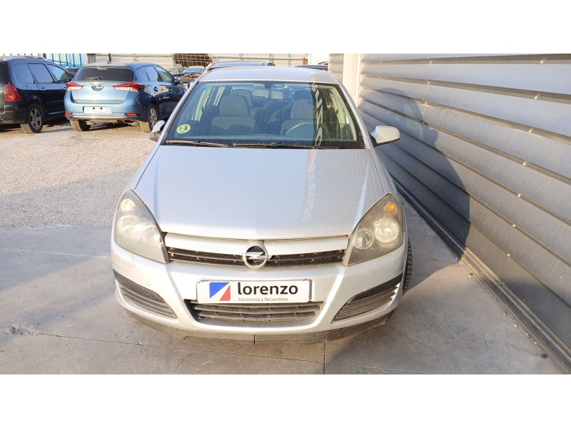opel astra h (a04) del año 2005