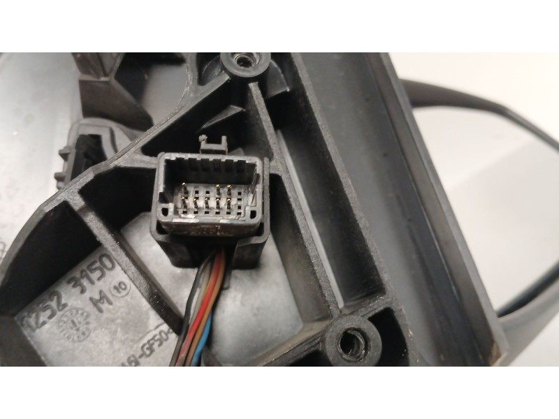 Recambio de retrovisor derecho para renault megane iii grandtour (kz0/1) 1.9 dci (kz0j, kz0n, kz1s) referencia OEM IAM   