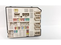 Recambio de caja reles / fusibles para renault megane iii grandtour (kz0/1) 1.9 dci (kz0j, kz0n, kz1s) referencia OEM IAM    2