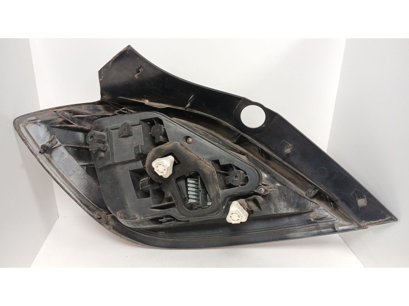 Recambio de piloto trasero derecho para opel astra h (a04) 1.6 (l48) referencia OEM IAM   