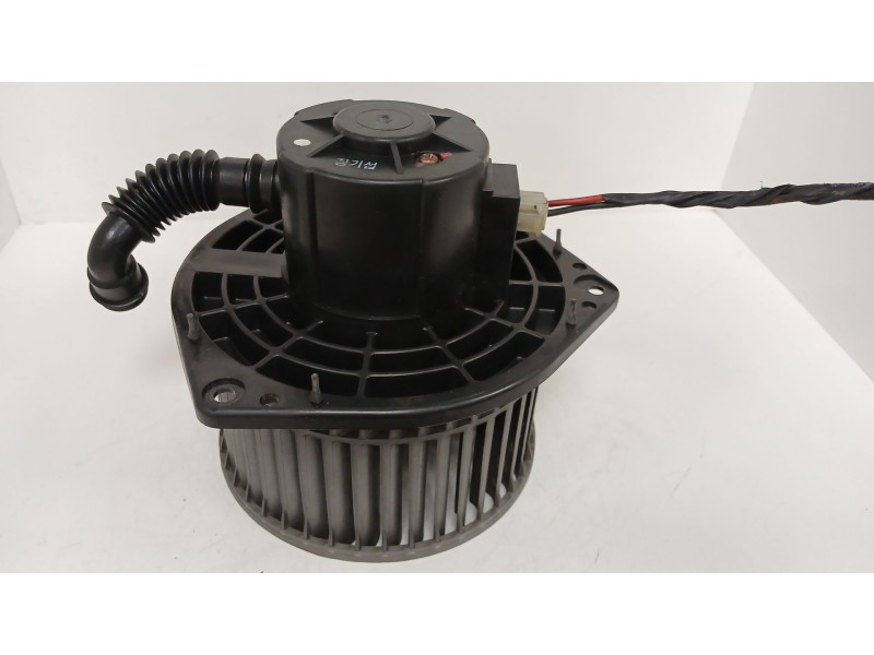 Recambio de motor calefaccion para chevrolet aveo / kalos hatchback (t200) 1.2 referencia OEM IAM   