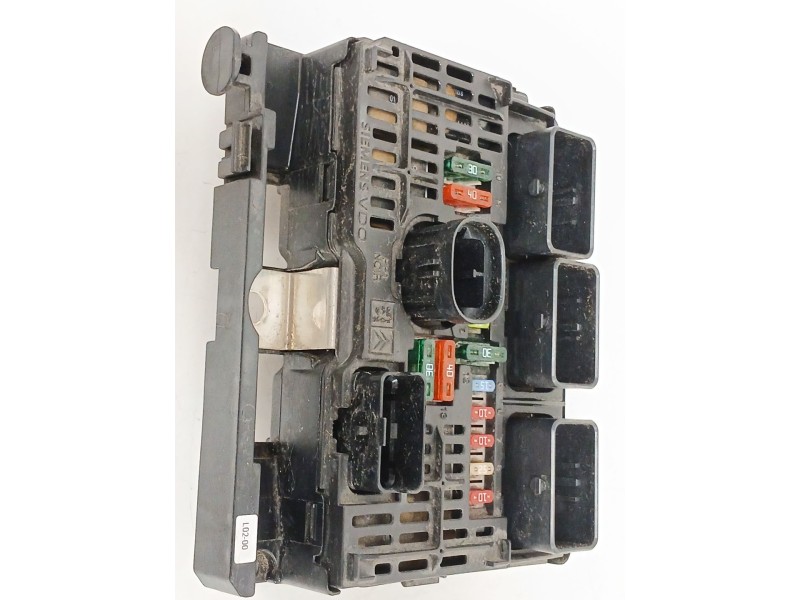 Recambio de caja reles / fusibles para peugeot 407 (6d_) 2.0 (6drfnb, 6drfne) referencia OEM IAM BSML02  