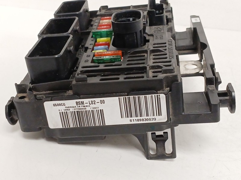 Recambio de caja reles / fusibles para peugeot 407 (6d_) 2.0 (6drfnb, 6drfne) referencia OEM IAM BSML02  