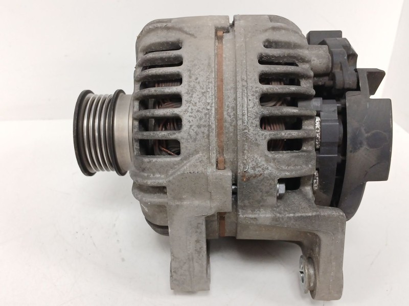 Recambio de alternador para opel astra h (a04) 1.6 (l48) referencia OEM IAM 0124425020  