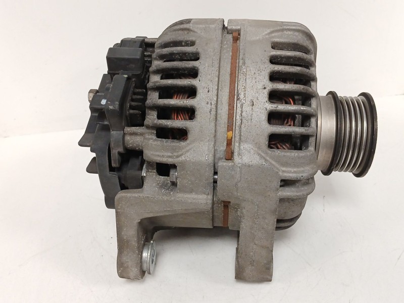 Recambio de alternador para opel astra h (a04) 1.6 (l48) referencia OEM IAM 0124425020  