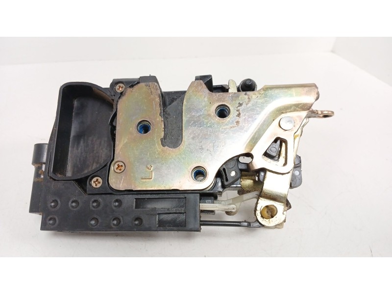 Recambio de cerradura puerta delantera izquierda para chevrolet aveo / kalos hatchback (t200) 1.2 referencia OEM IAM   