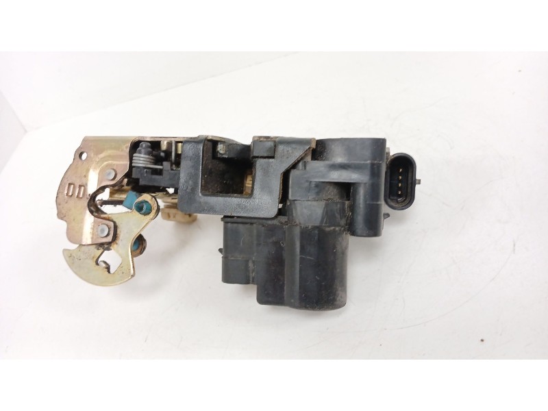 Recambio de cerradura puerta delantera izquierda para chevrolet aveo / kalos hatchback (t200) 1.2 referencia OEM IAM   