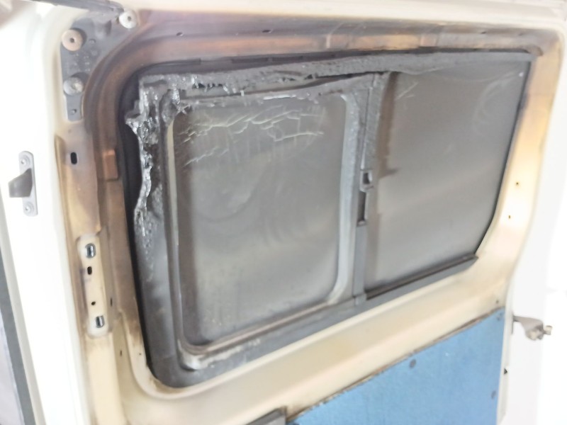 Recambio de puerta lateral corredera derecha para fiat scudo autobús (270_, 272_) 2.0 d multijet referencia OEM IAM   