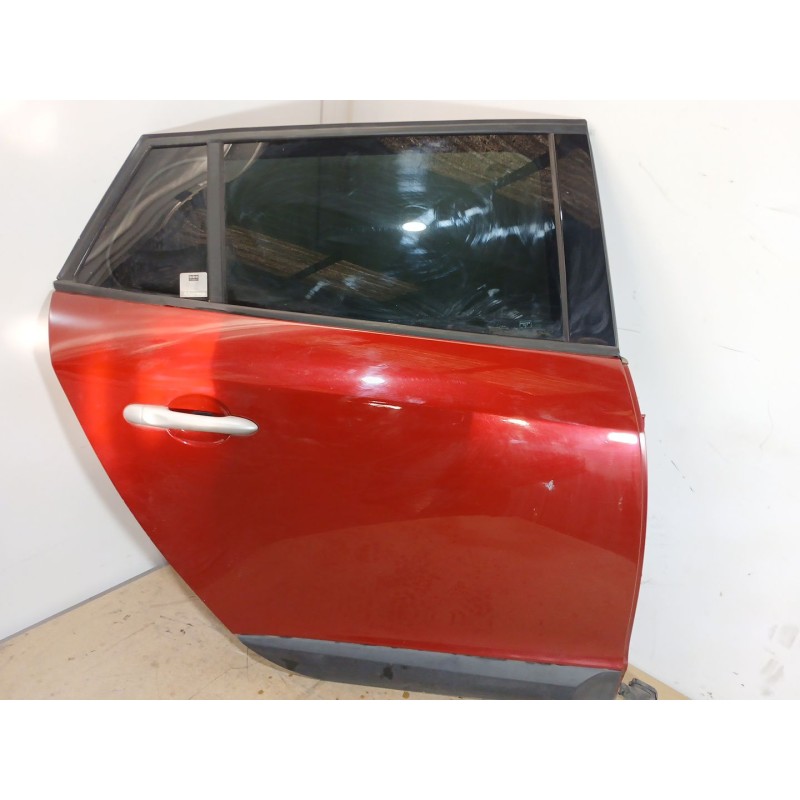 Recambio de puerta trasera derecha para renault megane iii grandtour (kz0/1) 1.9 dci (kz0j, kz0n, kz1s) referencia OEM IAM   