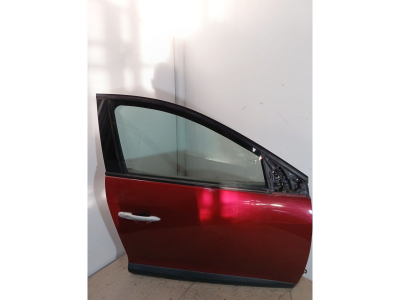 Recambio de puerta delantera derecha para renault megane iii grandtour (kz0/1) 1.9 dci (kz0j, kz0n, kz1s) referencia OEM IAM   