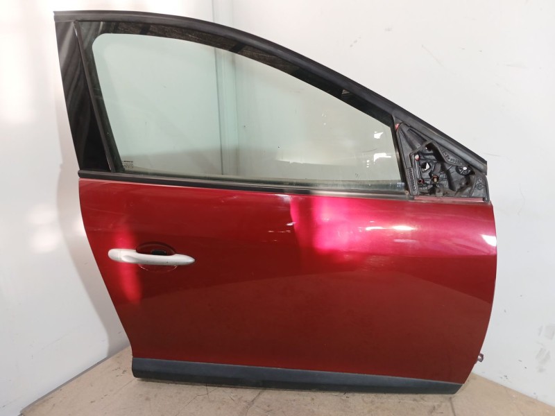 Recambio de puerta delantera derecha para renault megane iii grandtour (kz0/1) 1.9 dci (kz0j, kz0n, kz1s) referencia OEM IAM   