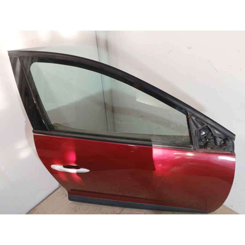 Recambio de puerta delantera derecha para renault megane iii grandtour (kz0/1) 1.9 dci (kz0j, kz0n, kz1s) referencia OEM IAM   