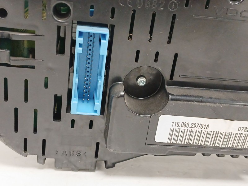 Recambio de cuadro instrumentos para audi a3 (8p1) 2.0 tdi 16v referencia OEM IAM 8P920930R  