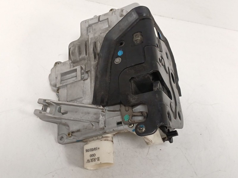 Recambio de cerradura puerta delantera derecha para audi a3 (8p1) 2.0 tdi 16v referencia OEM IAM 4F1837016  