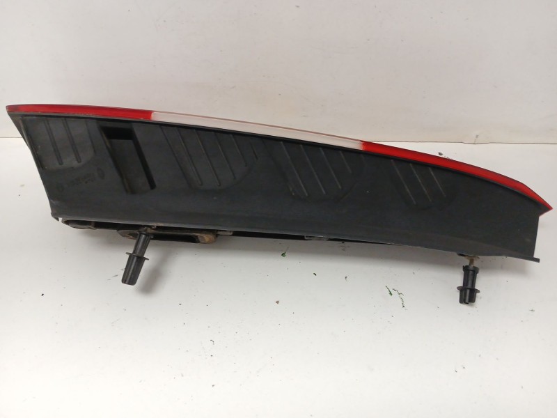 Recambio de piloto trasero izquierdo para ford c-max (dm2) 1.8 tdci referencia OEM IAM   