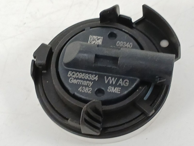 Recambio de sensor airbag lateral delantero izquierdo para volkswagen golf vii (5g1, bq1, be1, be2) 1.0 tsi referencia OEM IAM 5