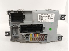 Recambio de caja reles / fusibles para ford ka (ru8) 1.2 referencia OEM IAM 00517935210  